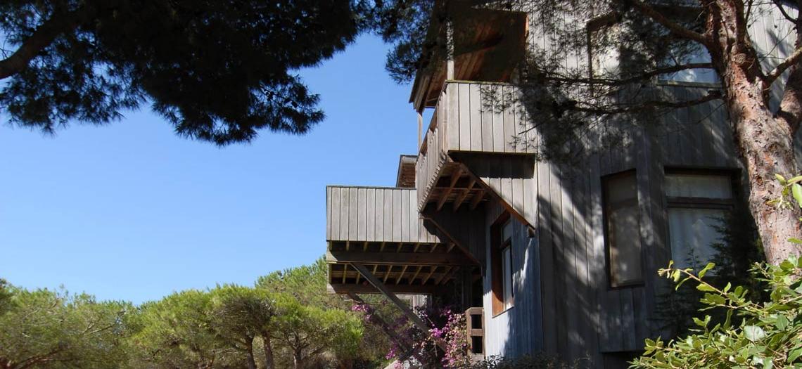 Bonifacio - Sperone, Le nid d'aigle, <p>Cette villa en bois est construite su...